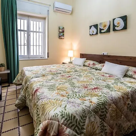 Apartment Gran Avenida 57 *