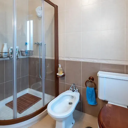 Apartment Gran Avenida 57 *