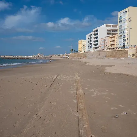 Apartment Gran Avenida 57 *