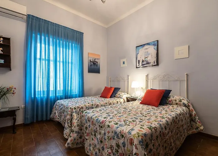 Gran Avenida 57 * كاديز